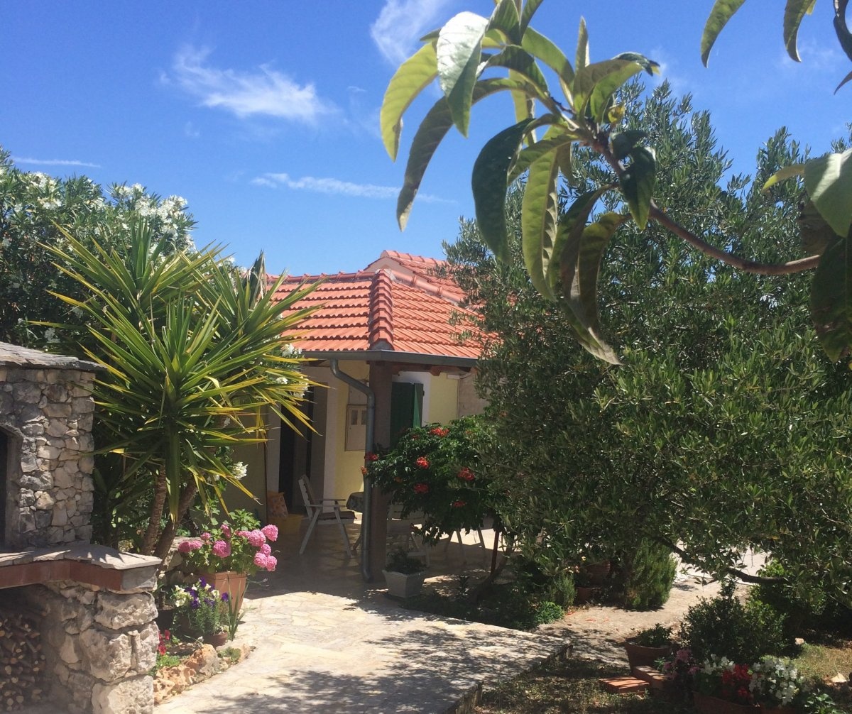 Mini-camping Marko — Campingplass in Rogoznica