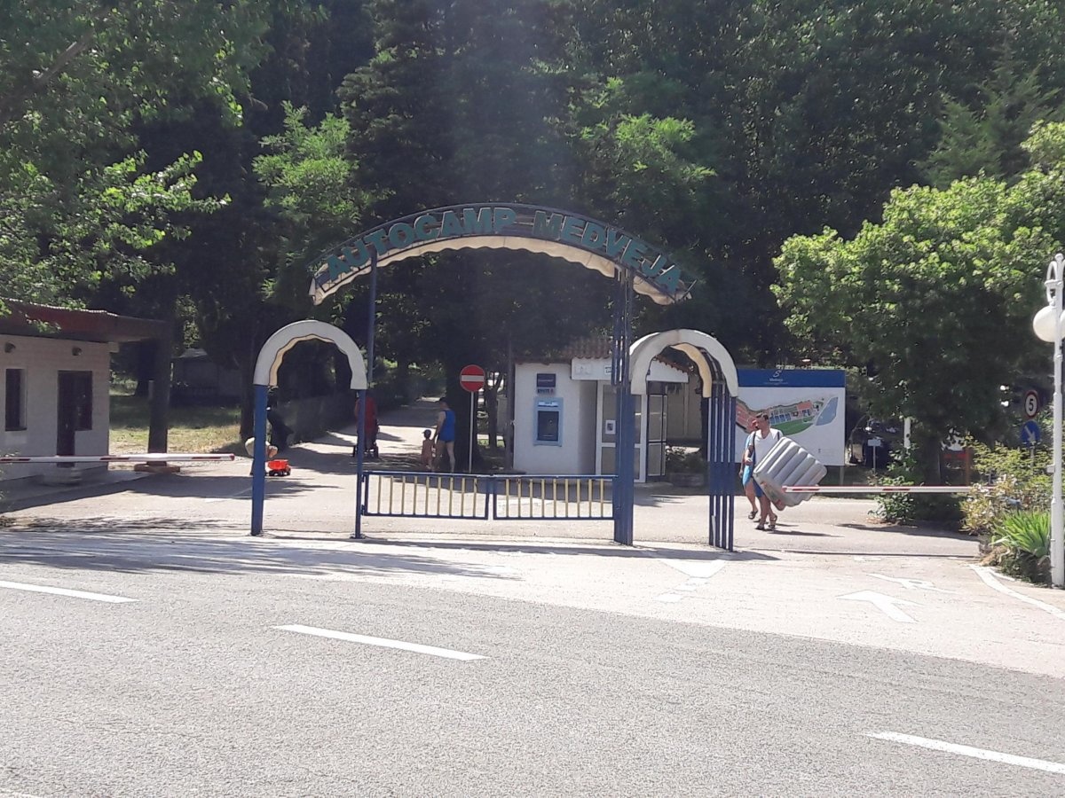 Medveja — Campingplatz in Medveja