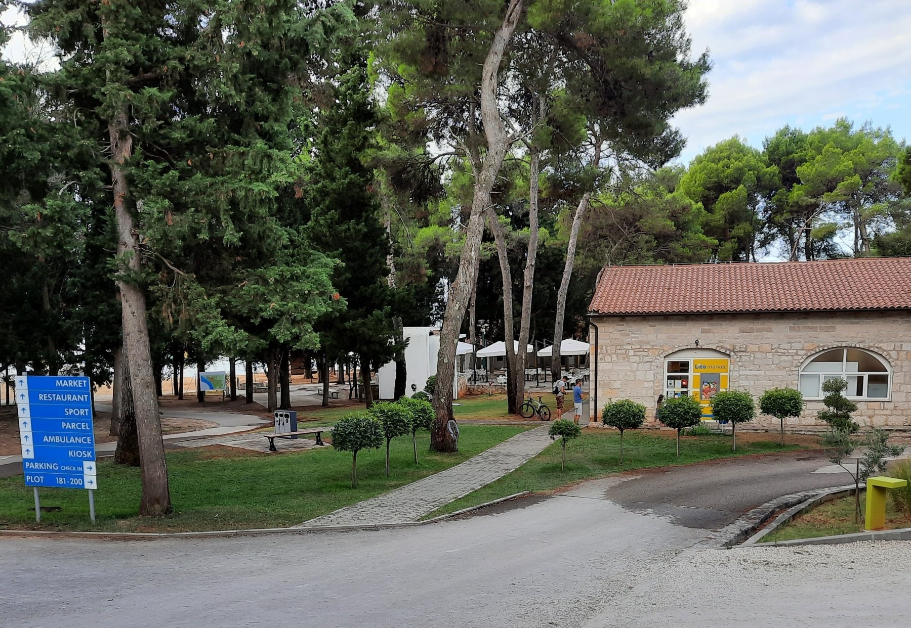 Camp Pineta Adriatic kampovi — Cámping in Fažana