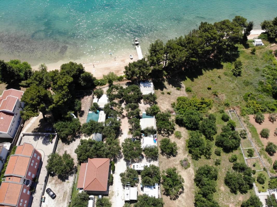 Camp Primorje — Area da campeggio in Sveti Filip i Jakov