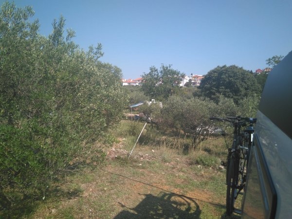 Camp Odmorište — Campingplatz in Murter