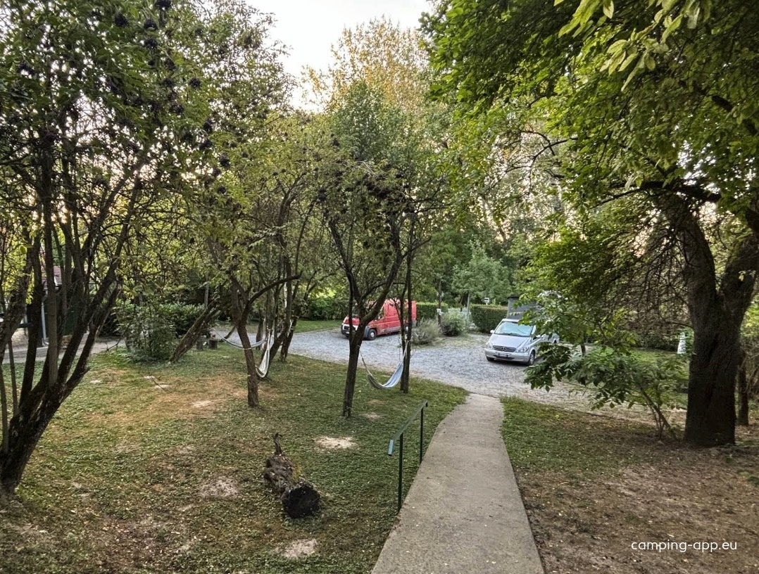 Suza Baranje Camping — Sítio de acampamento in Suza