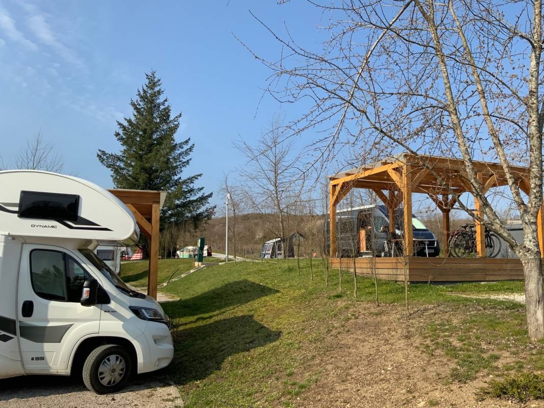 Plitvice Holiday Resort — Camping Site in Rakovica
