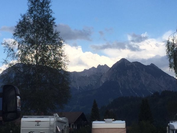 Stellplatz Rieder Wiesn Obermaiselstein — 露营车营地 in Obermaiselstein