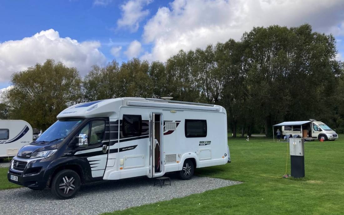 St Neots Camping and Caravanning Club Site — Sítio de acampamento in St Neots