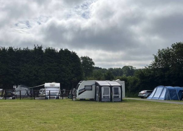 California Cross Camping and Caravanning Club Site