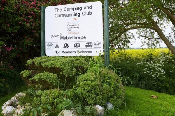 Mablethorpe Camping and Caravanning Club Site — Photo 3