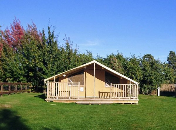 Winchcombe Camping and Caravanning Club Site — Photo 2