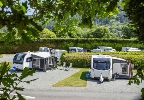 Riverside Touring & Holiday Home Park — Photo 2