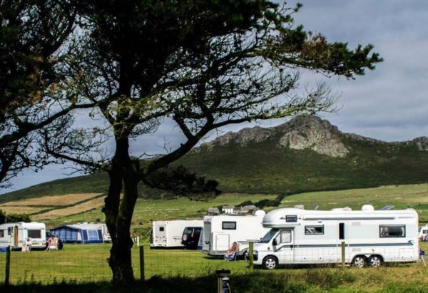 St David's Lleithyr Meadow Caravan and Motorhome Club Campsite — Photo 2