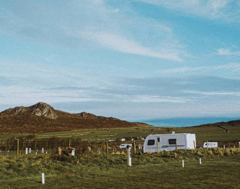 St David's Lleithyr Meadow Caravan and Motorhome Club Campsite — Місце для кемпінгу in St David's Pembrokeshire