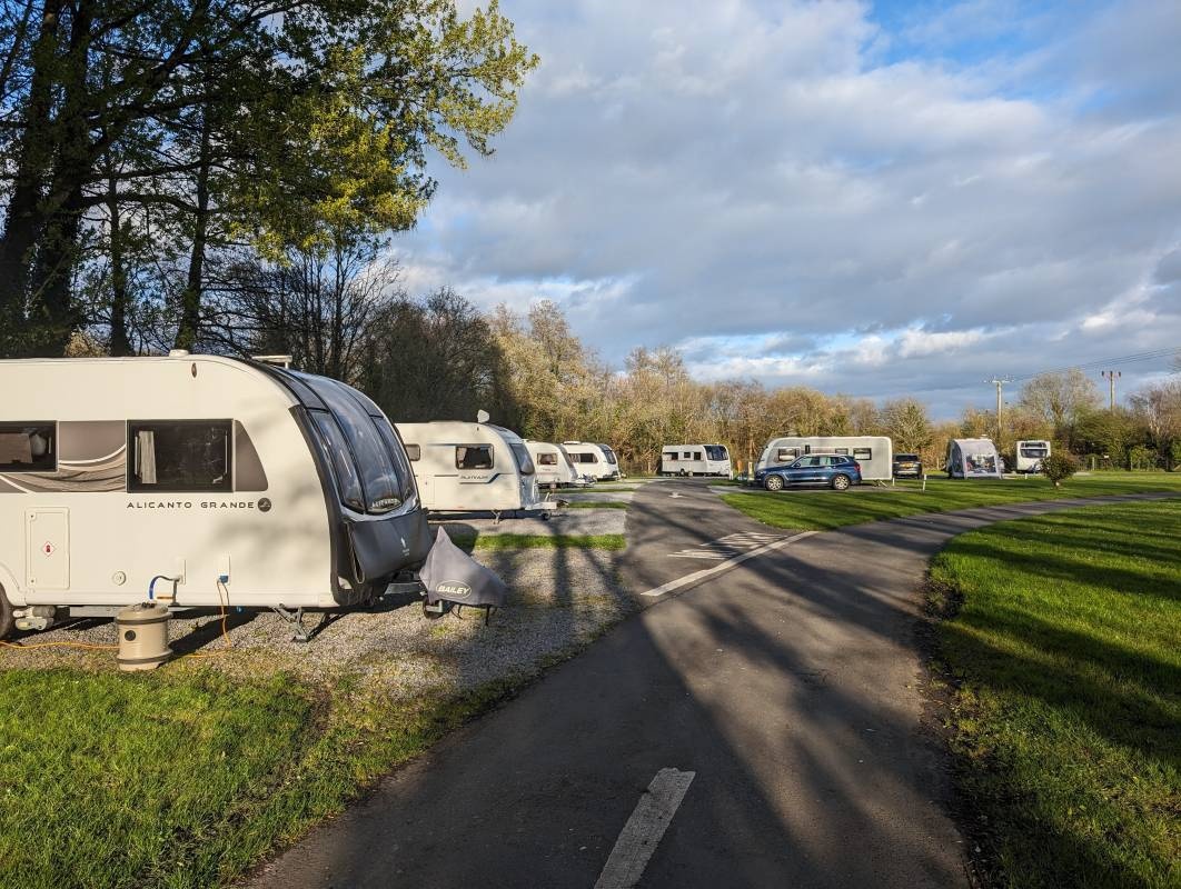Gowerton Caravan Club Site — Camping in Goweton, Swansea