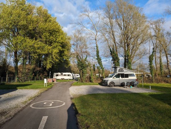 Gowerton Caravan Club Site — Photo 2