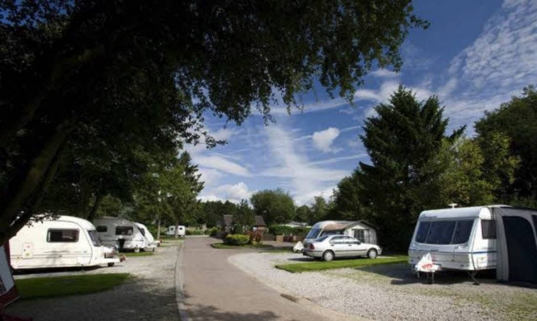 Chatsworth Park Caravan Club Site — Campingplads in Bakewell
