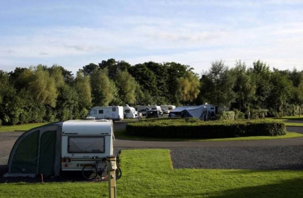 Chapel Lane Caravan and Motorhome Club Campsite — Photo 4