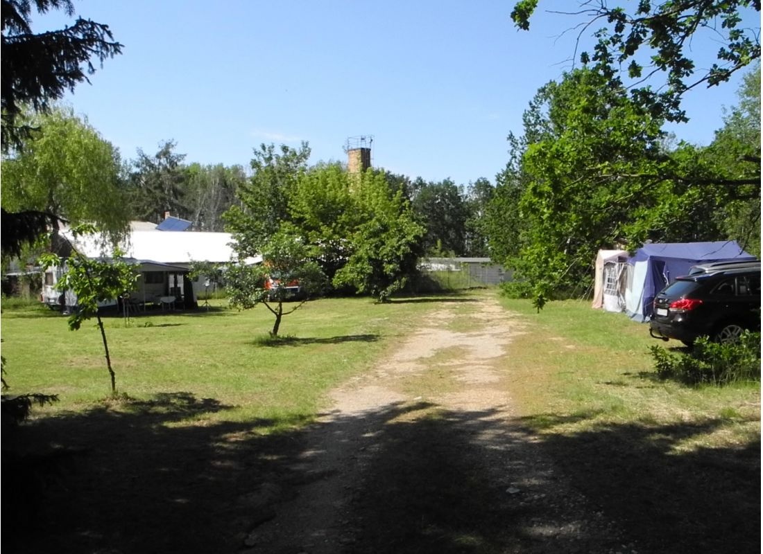 Kleine Freiheit — Camping in Waldhufen