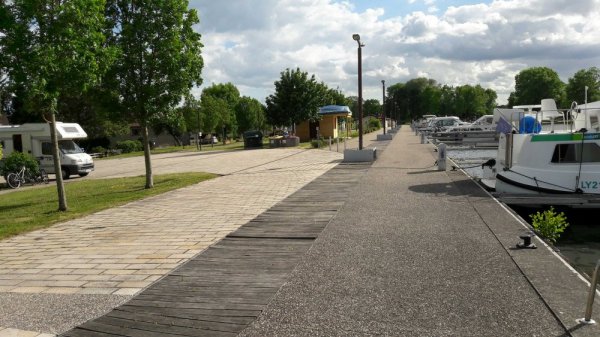 Hafen Mittersheim — Foto 2