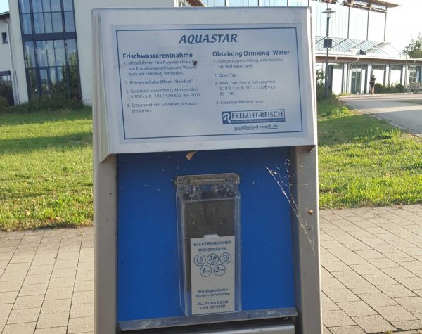 Stellplatz Hallenbad Hirschaid — Photo 3