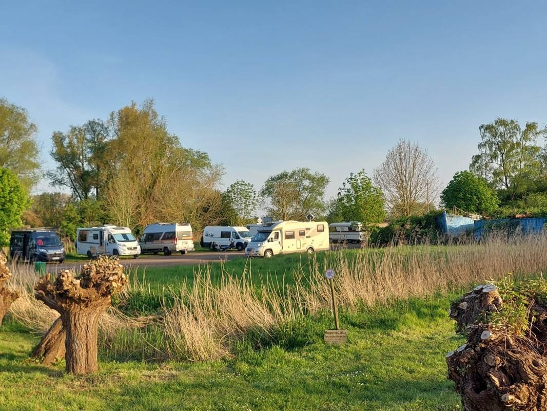 Stellplatz Museumshafen Wischhafen — Aire camping car in Wischhafen