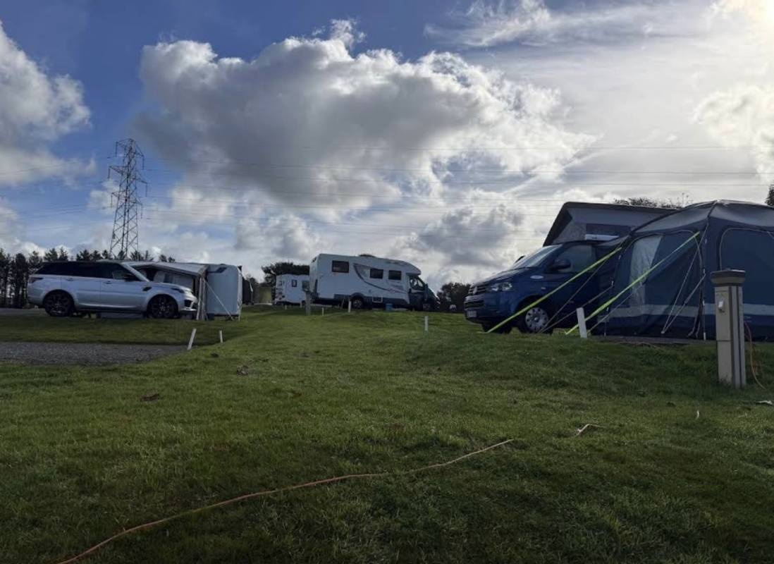 Camelford Caravan and Motorhome Club Campsite — Camping Site in Camelford