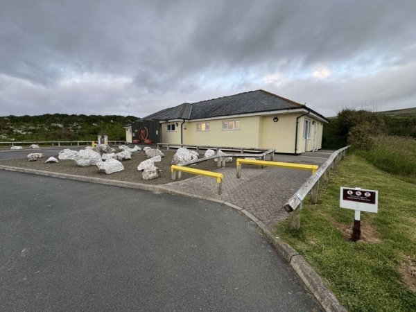 Trewethett Farm Caravan Club Site — Photo 3