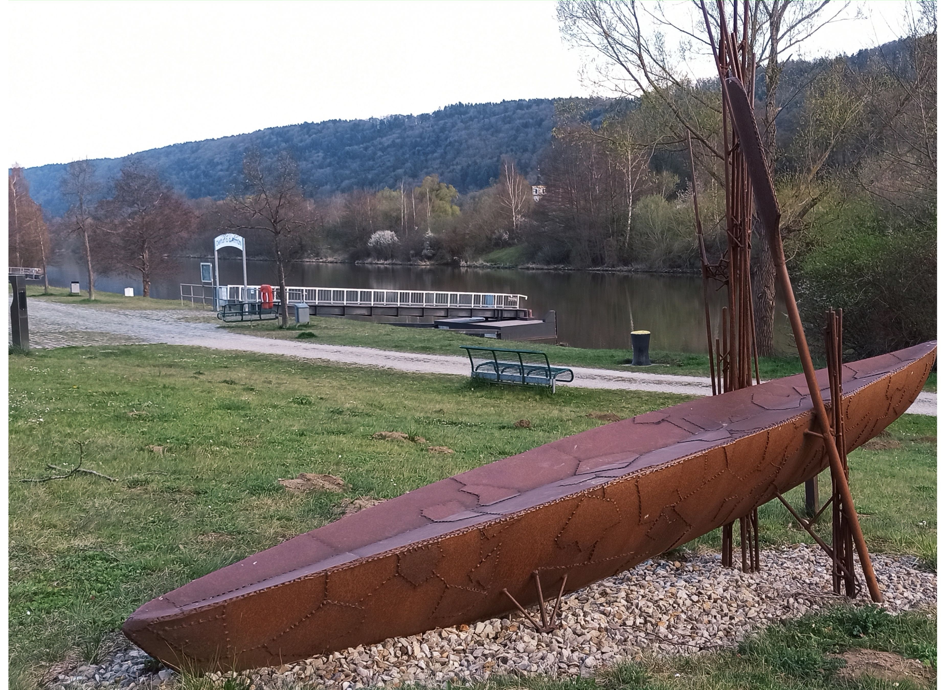 Stellplatz an der Schiffsanlegestelle Dietfurt — Stellplatz in Dietfurt