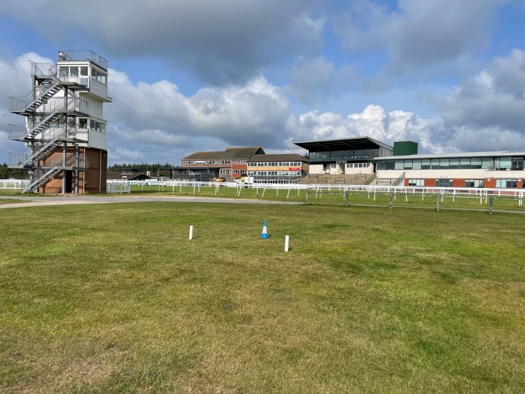 Exeter Racecourse Caravan Club Site — Camping in Exeter