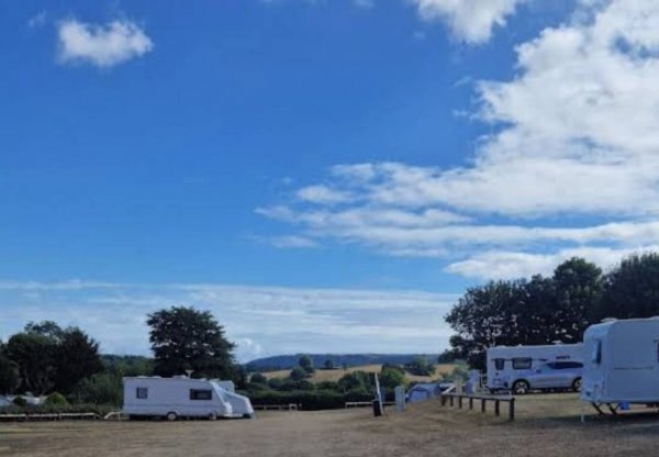 Ramslade Caravan and Motorhome Club Campsite — Photo 2