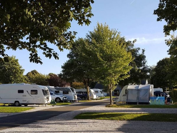 Ramslade Caravan and Motorhome Club Campsite — Foto 3