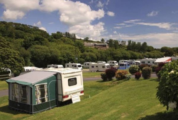 Start Bay Caravan and Motorhome Club Campsite — Photo 2