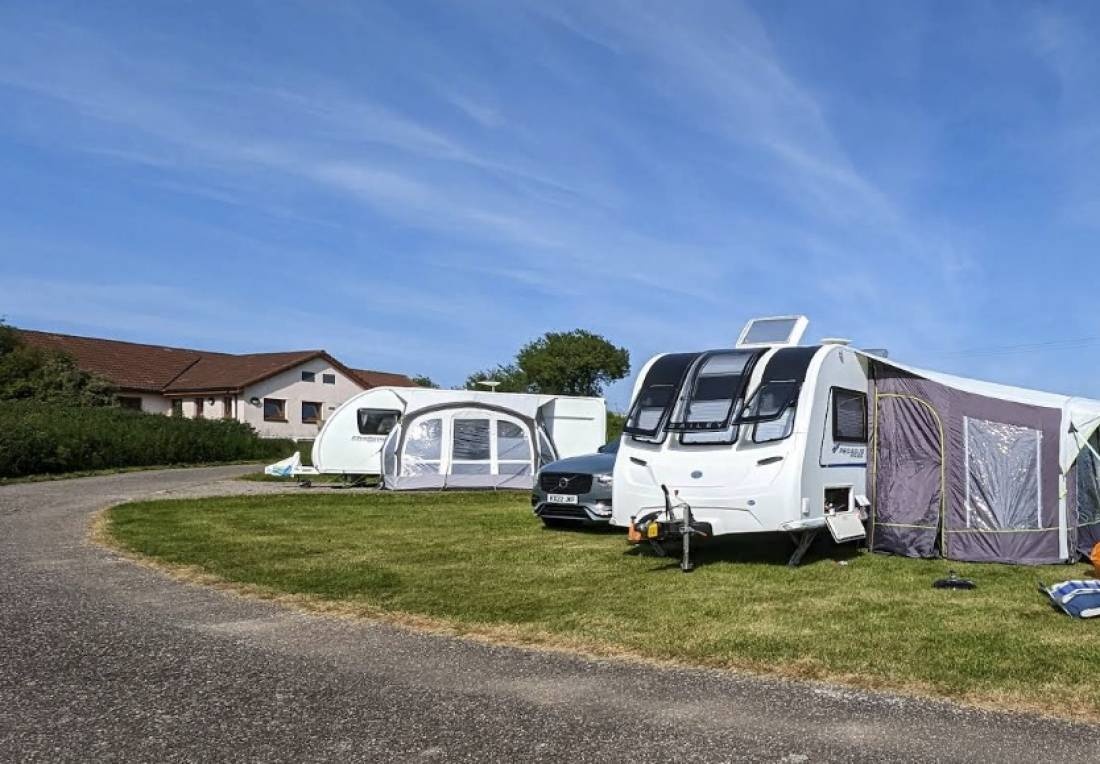 Willingcott Woolacombe Caravan and Motorhome Club Campsite — Місце для кемпінгу in Woolacombe