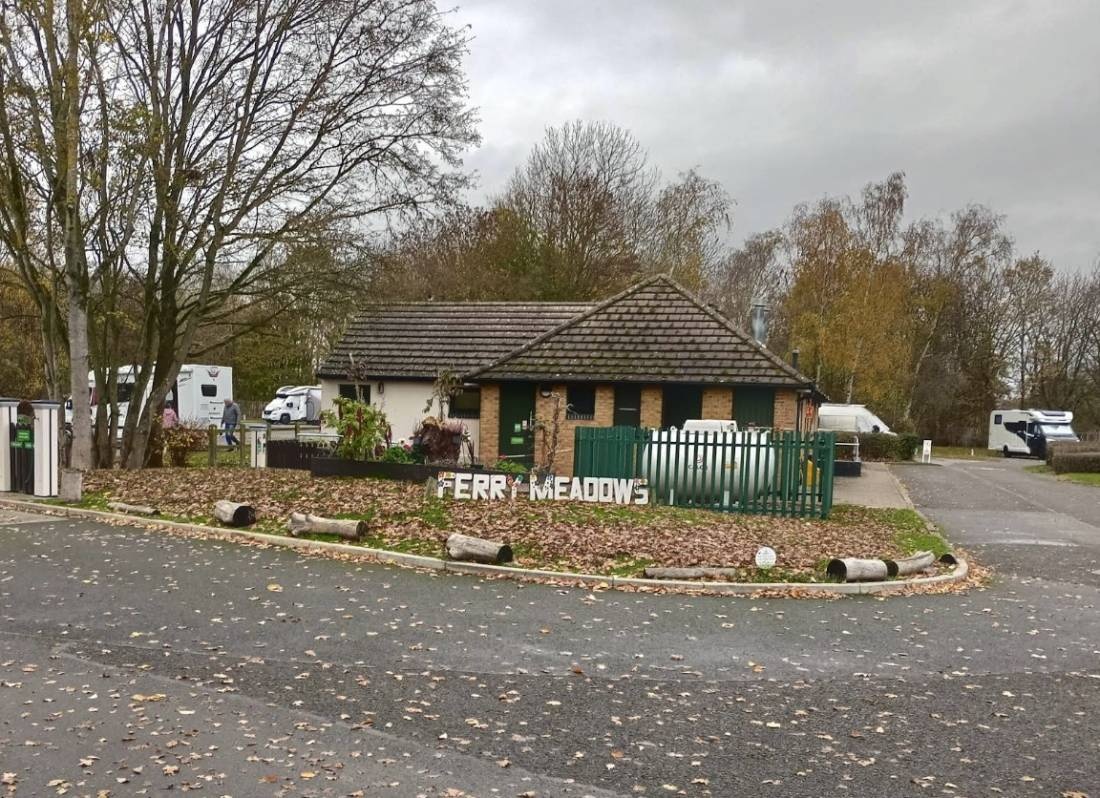 Ferry Meadows Caravan and Motorhome Club Campsite — 露营地 in Peterborough