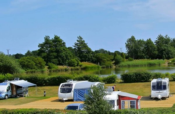 Fields End Water Caravan Park