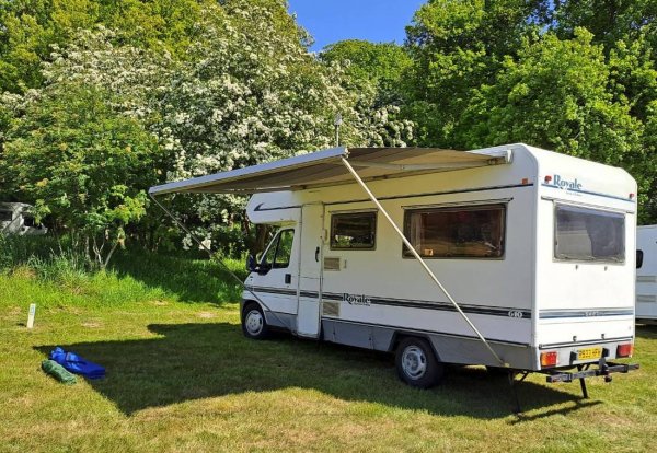 Incleboro Fields Caravan and Motorhome Club Campsite — Photo 2