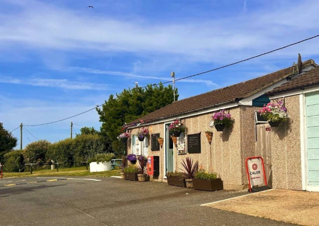 White House Beach Caravan and Motorhome Club Campsite — Sítio de acampamento in Kessingland