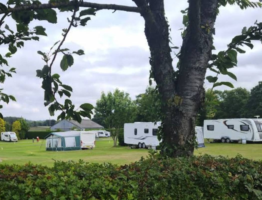 Market Rasen Racecourse Caravan Park — Kamp yeri in Market Rasen