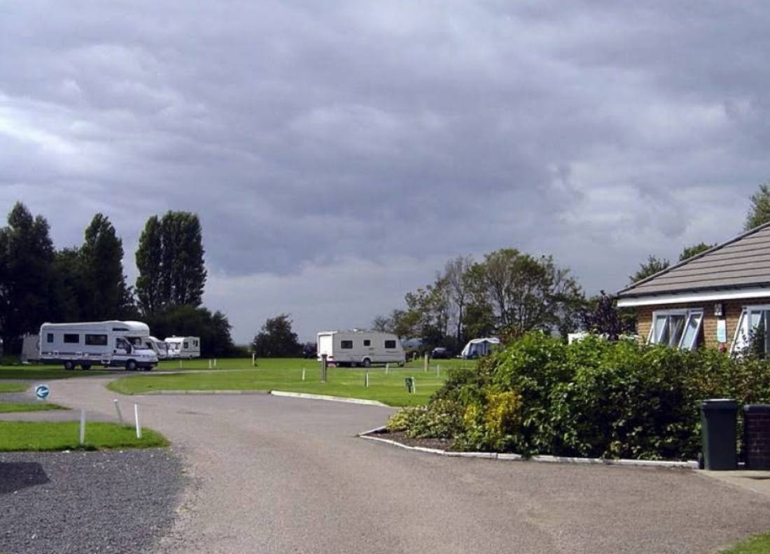 Daleacres Caravan Club Site — Cámping in Hythe