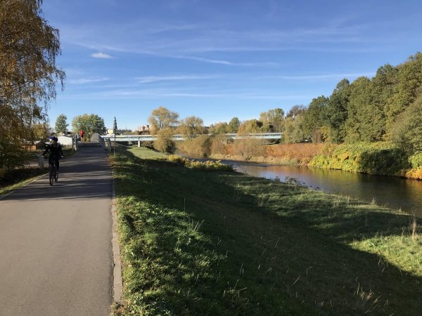 Wohnmobil und PKW Stellplatz Ubineum — Photo 5