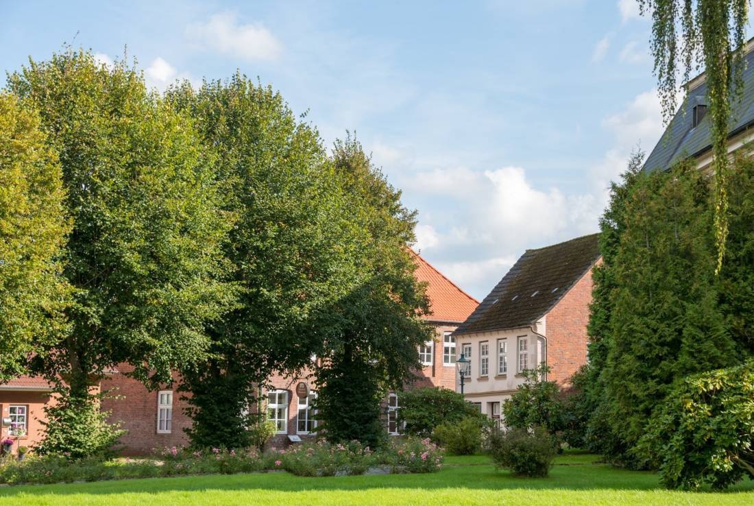 Stellplatz am Festplatz Osten an der Oste — Camperplaats in Osten