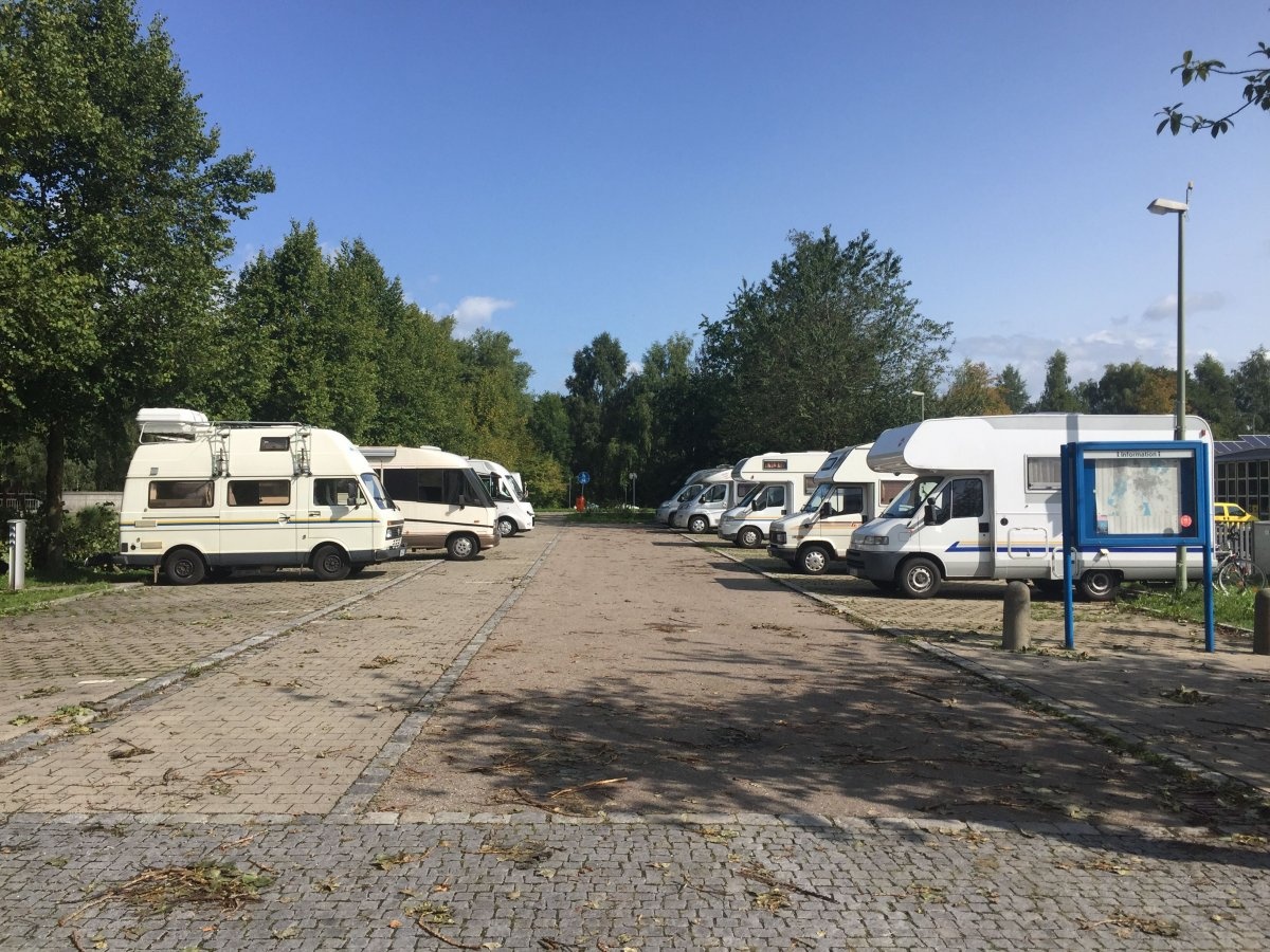 Stellplatz am Park Neue Welt Memmingen — Sítio para autocaravanas in Memmingen-Amendingen