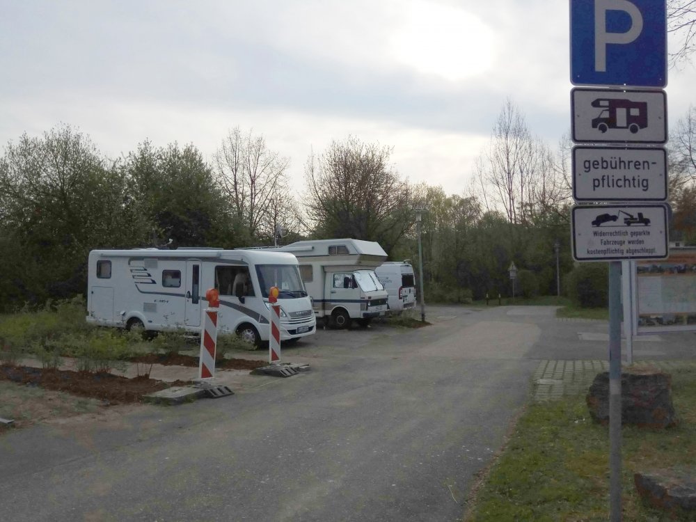 (geschlossen) Stellplatz an der Lama-Bar Bietigheim-Bissingen — Sítio para autocaravanas in Bietigheim-Bissingen