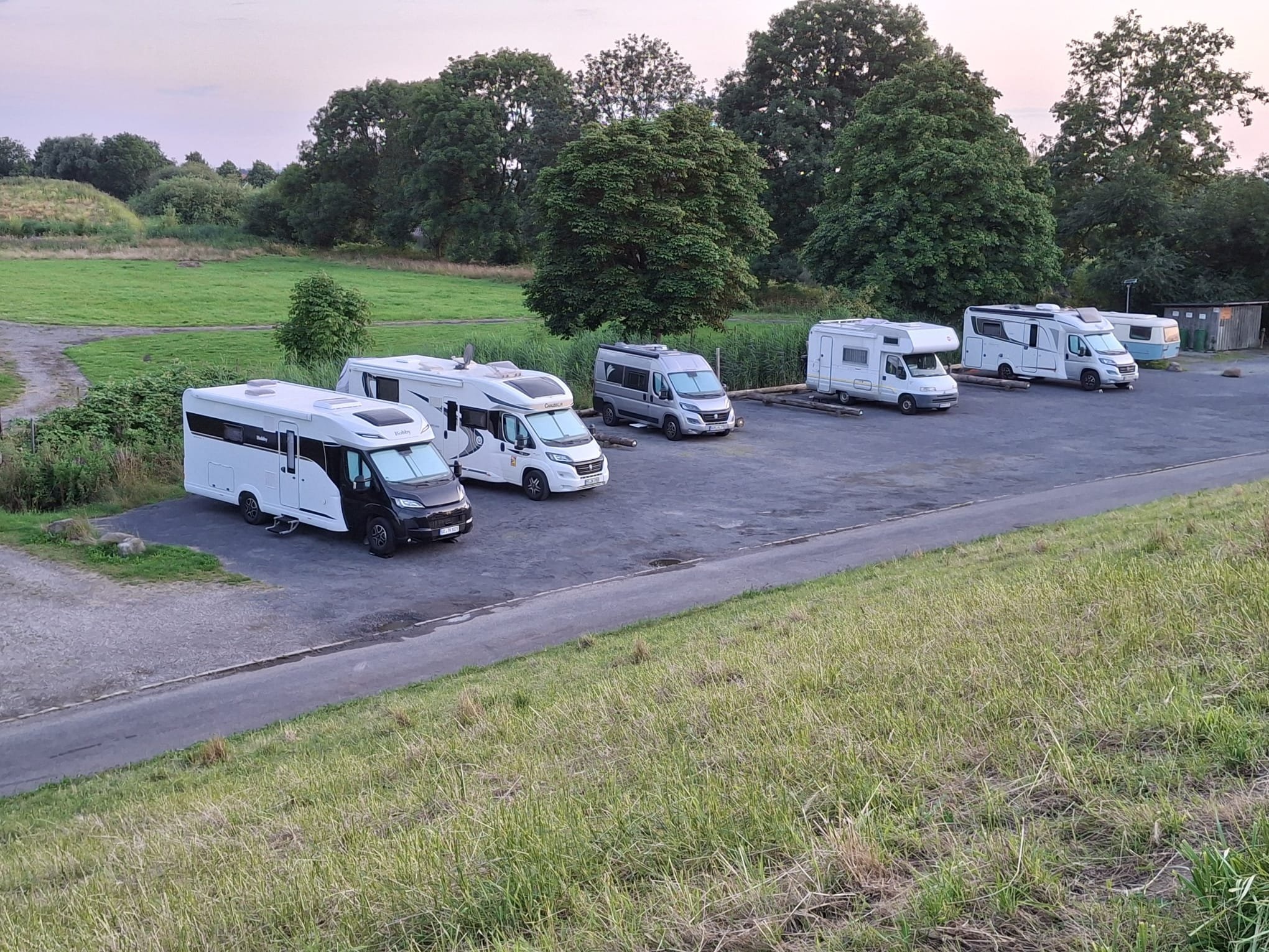 Wohnmobilstellplatz Jork - Am Yachthafen — Ställplats in Jork