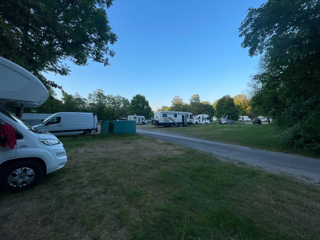 Camping München Thalkirchen — Campingplass in München