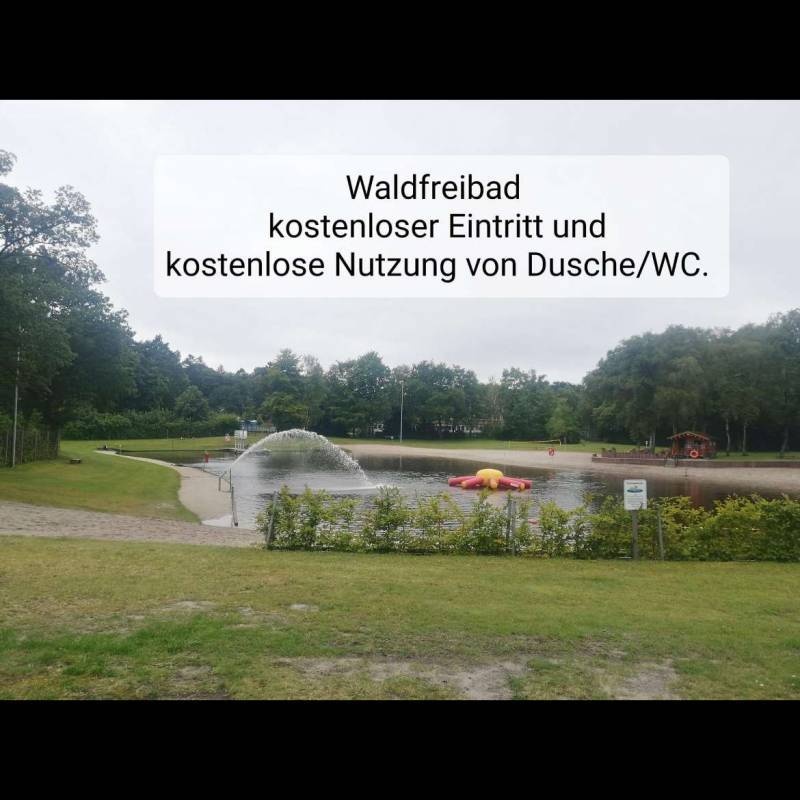 Stellplatz Schützenweg Friedeburg — Karavan Sitesi in Friedeburg
