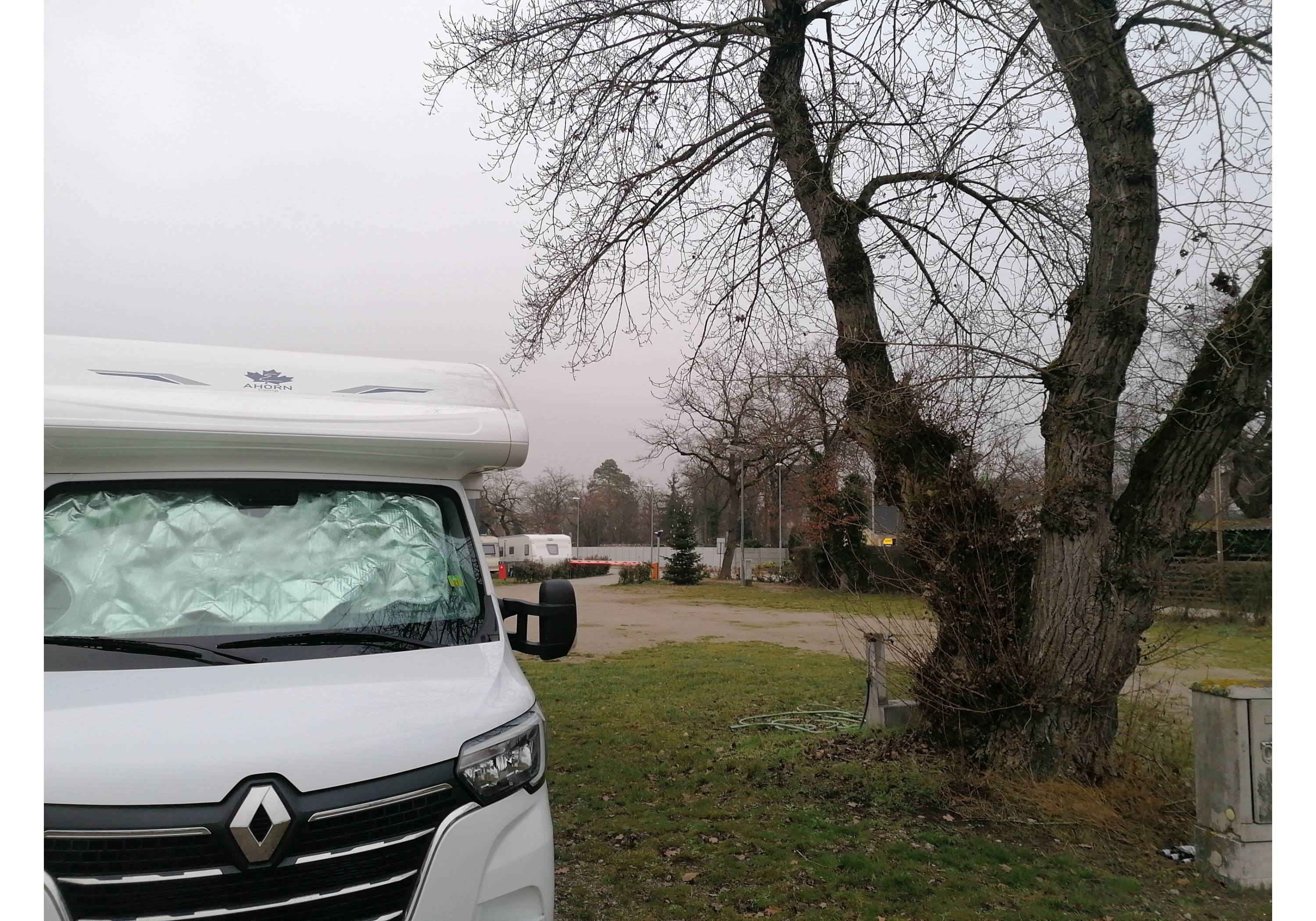 Dreiländer-Camping Gugel — Campingplats in Neuenburg am Rhein
