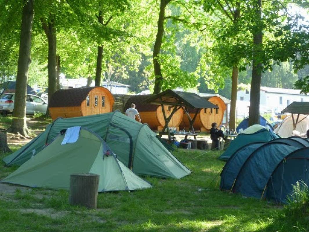 Campingplatz Am Gobenowsee — Campingplass in Wustrow 