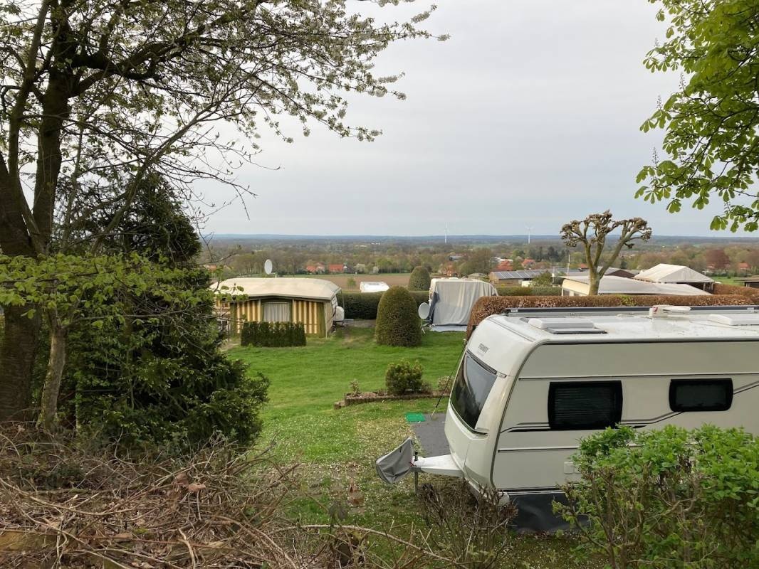 Camping Zur schönen Aussicht — Kemping in Sundern (Sauerland)