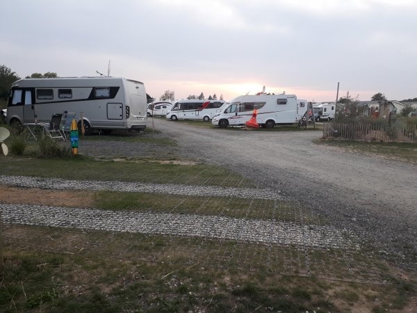 Ostseestrand Campingplatz Scharbeutz — Kamp yeri in Scharbeutz