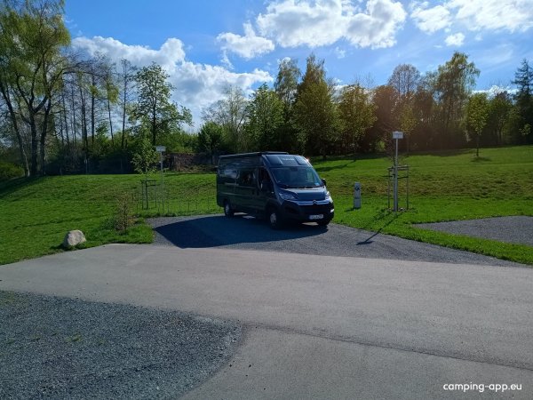 Stellplatz am Badeweiher Wüstenselbitz — Foto 6