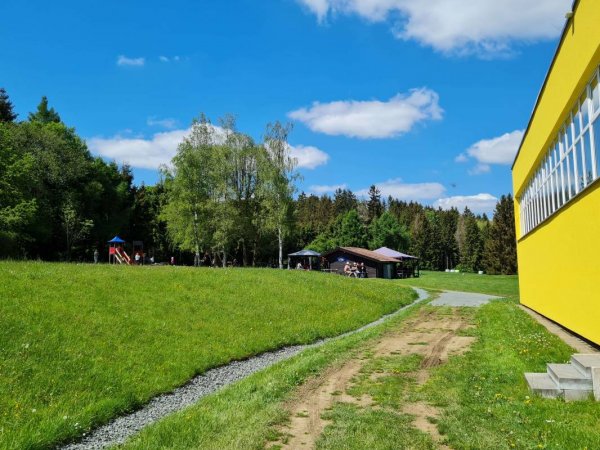 Stellplatz am Badeweiher Wüstenselbitz — Photo 5